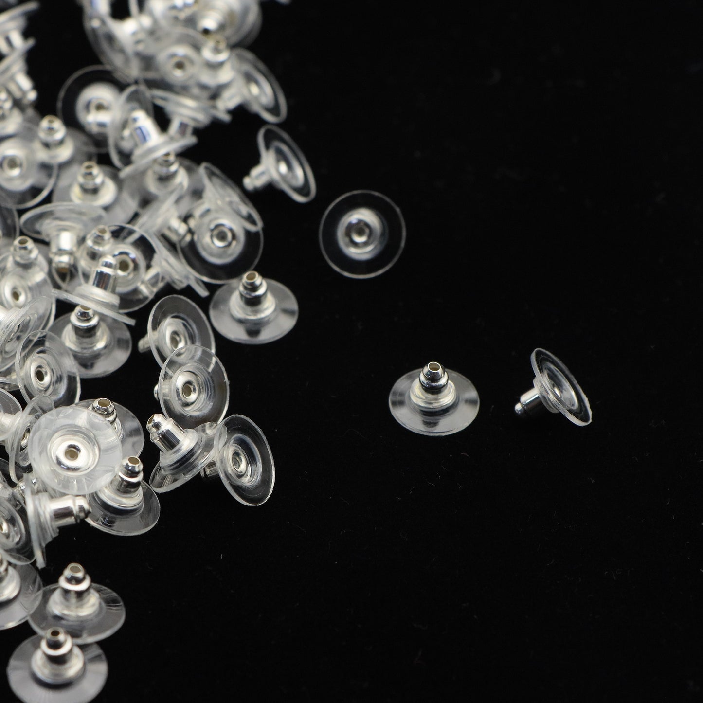 100pcs Transparent Earrings Back Stoppers Jewelry Tool Set Silvery Color Mixed Flying Saucer Shape Ear Clog Ear Stud Plug Earrings Back DIY Jewelry Accessories