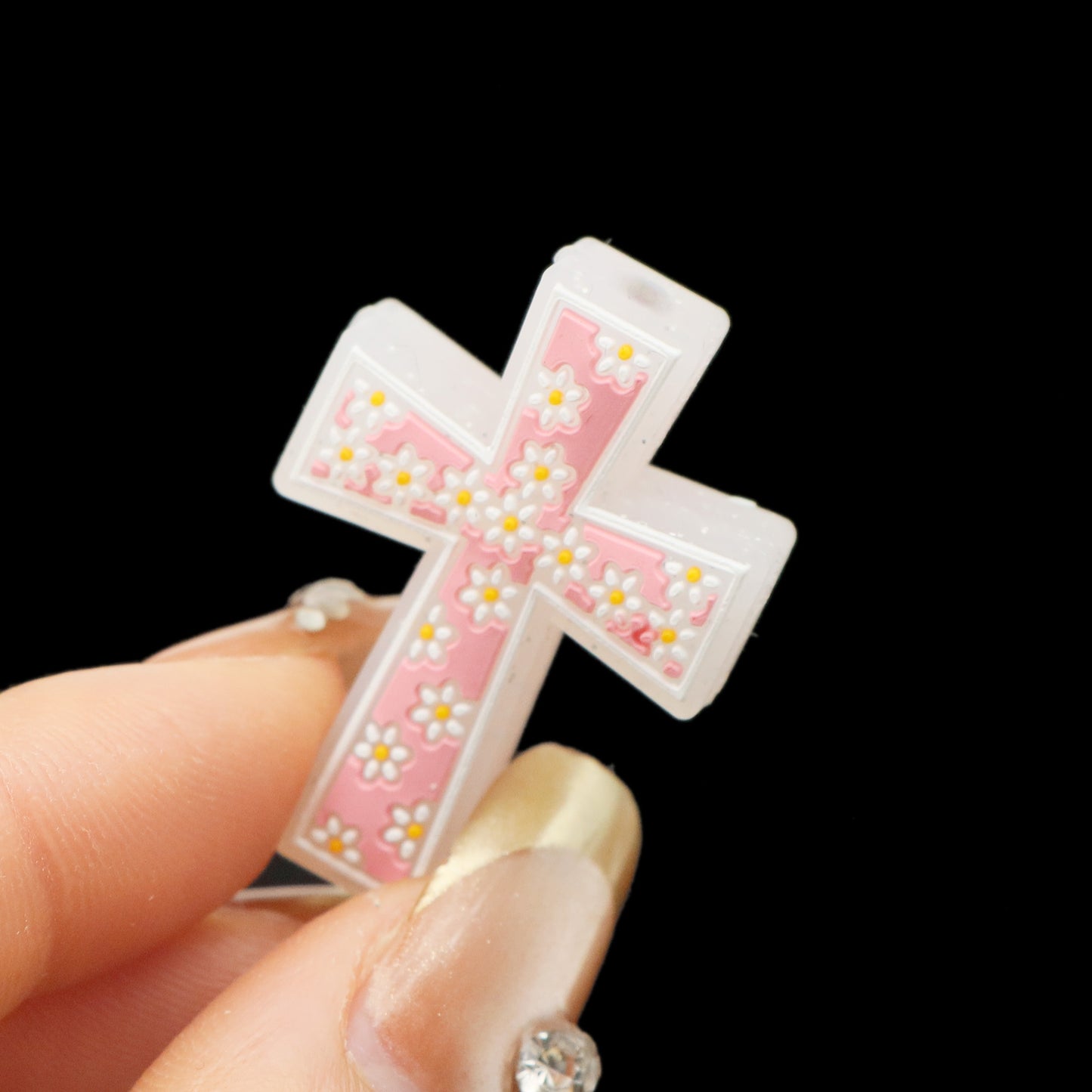 1pc Charming Cross Shaped Silicone Plastic Beads, Focal Pendants Beads for DIY Beading & Jewelry Making, Keychains, and Bag Accessories,Beads & Bead Assortments Easter Decorations