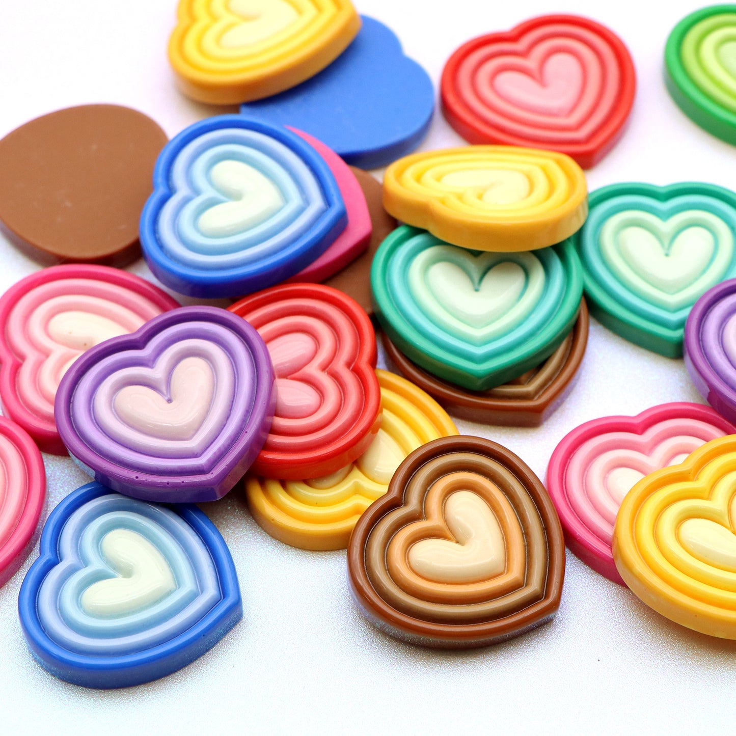 5Pcs Love Heart Acrylic Resin Ornaments,Gradient Rainbow Color Flatback Cabochons,DIY Jewelry Making Charms Accessories for Earrings, Bracelets, Keychains,Good for Festive Decorations,Homemade Gifts,Phone Shells,Water Cups, Hair Accessories