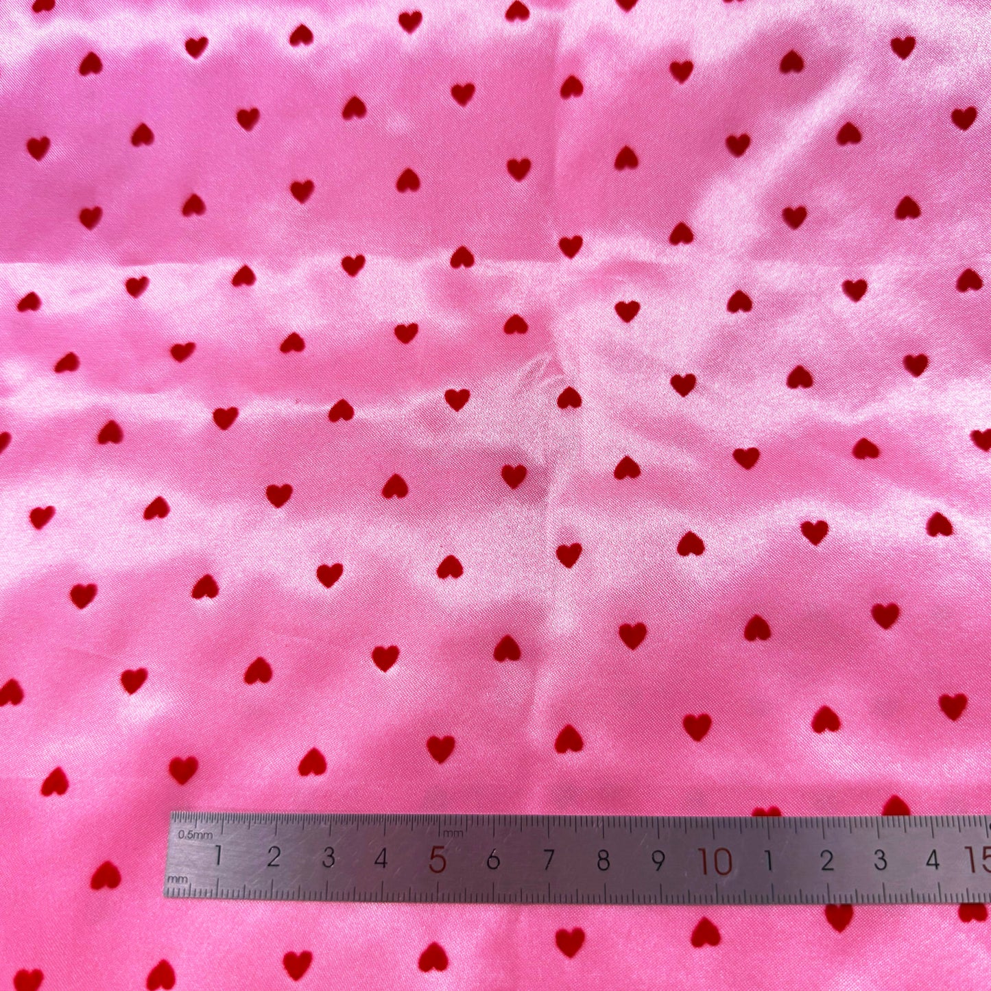 50x145cm Velvet Heart Satin Fabric Heavy Quality Weave For Tailoring Craft AcceSsries And DIY Crafts, Hand Wash Only - 1 Piece Valentine's Day Fabric