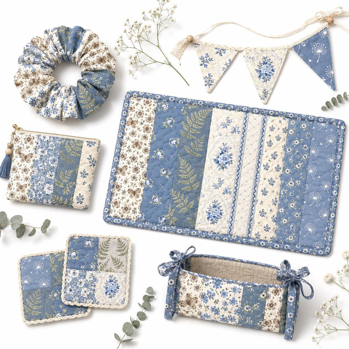 10pcs Vintage Floral Blue & White Pattern Purple Jelly Roll Fabric Strips 2.5X19.7inch Pre-cut 100% Polyester for Patchwork Quilts, Table Runners, Placemats, Tote Bags, Storage Pouches, Makeup Bags, Coasters, Quilt Blocks & Binding