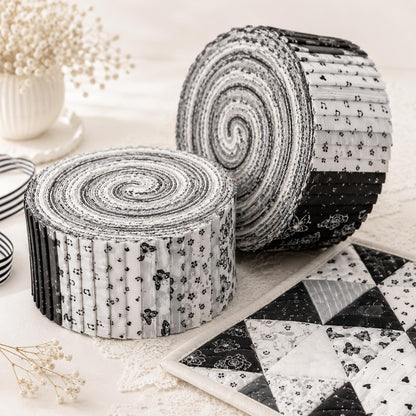 10Pc/Set, Making 10 Images 1pc Each, Each Size: 6.3*50cm Butterfly Floral Heart Black and White Series Sliced Fabric Set Style Combination, Polyester Jelly Roll Fabric Strips, Pre-Cut Quilting Squares, For Quilting DIY, Handicrafts And Sewing, Blankets