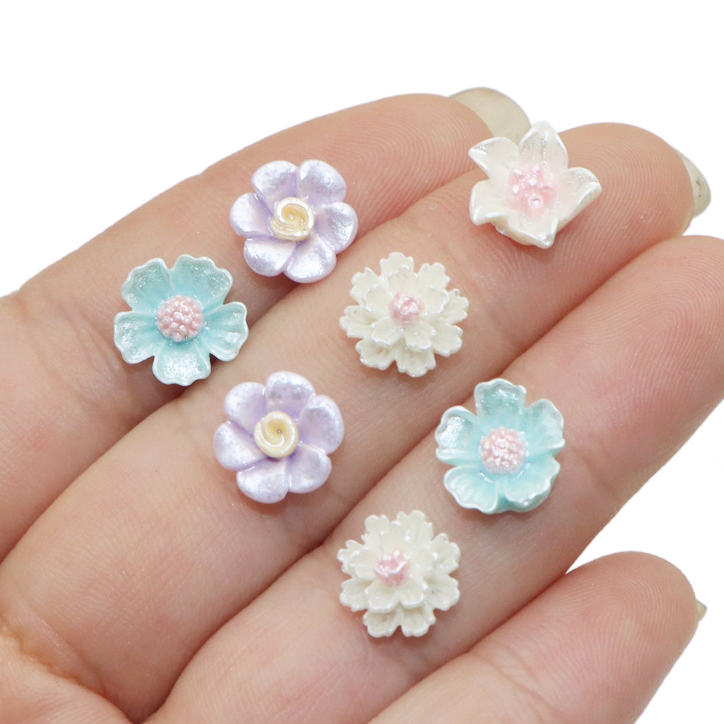 10pcs Pearlescent Flower Shaped 3D Acrylic Resin Cabochon Charms Ornament DIY Creative Phone Shell Case Keychain Fridge Patches Decors Accessories
