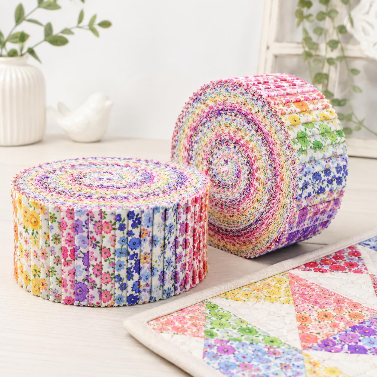 10Pc/Set, Making 10 Images 1pc Each, Each Size: 6.3*50cm Floral Series Sliced Fabric Set Style Combination, Polyester Jelly Roll Fabric Strips, Pre-Cut Quilting Squares, For Quilting DIY, Handicrafts And Sewing, Blankets, Rugs, Interior Decoration