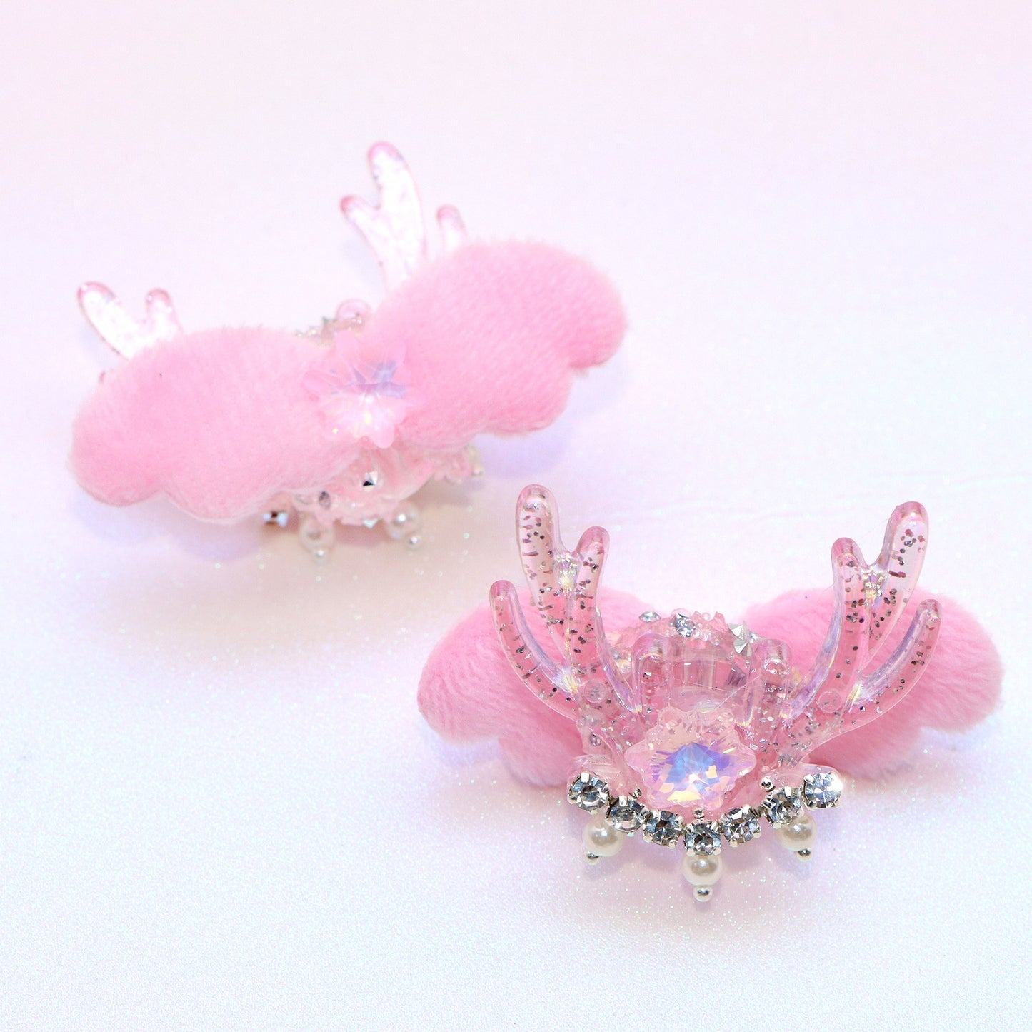 1Pc Faux Rhinestone Acrylic Beads Transparent Reindeer Shaped Angle Wings Solid Color Loose Spacer Beads with Hole for Jewelry Making DIY Bracelet Necklace Chain Earrings Charm Bangle Decors Craft Pen Supplies