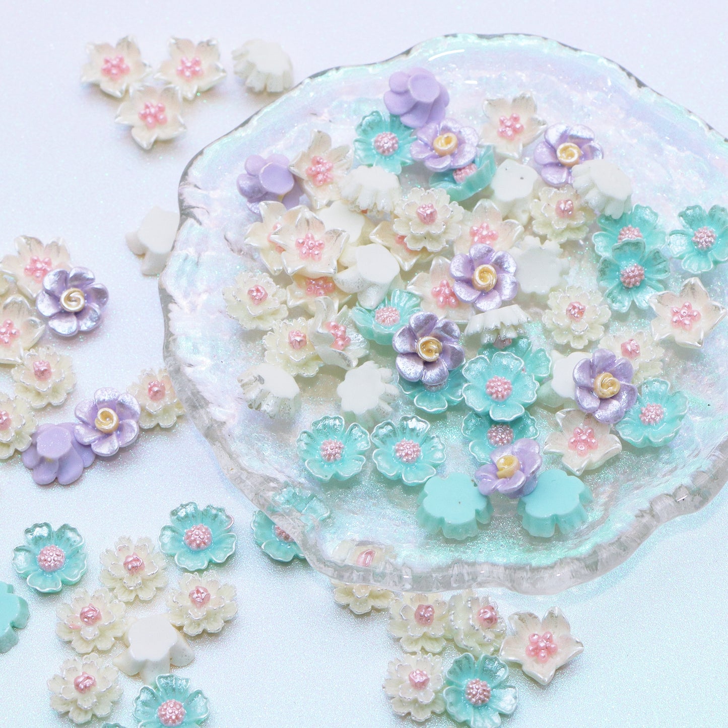 10pcs Pearlescent Flower Shaped 3D Acrylic Resin Cabochon Charms Ornament DIY Creative Phone Shell Case Keychain Fridge Patches Decors Accessories