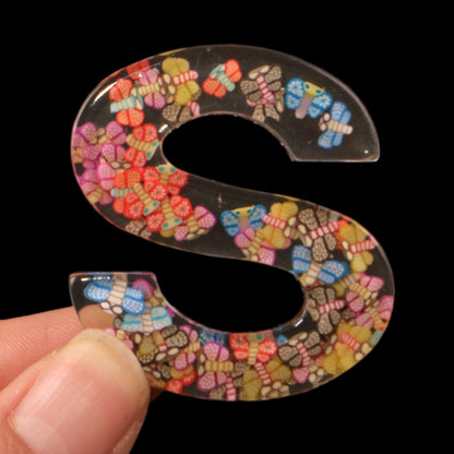 1Pc Butterfly Polymer Clay With Letters Alphabet Crystal Epoxy Resin - Perfect for Bags & Car Accessories, Ideal Gift for Women on Christmas, Birthdays, and New Year