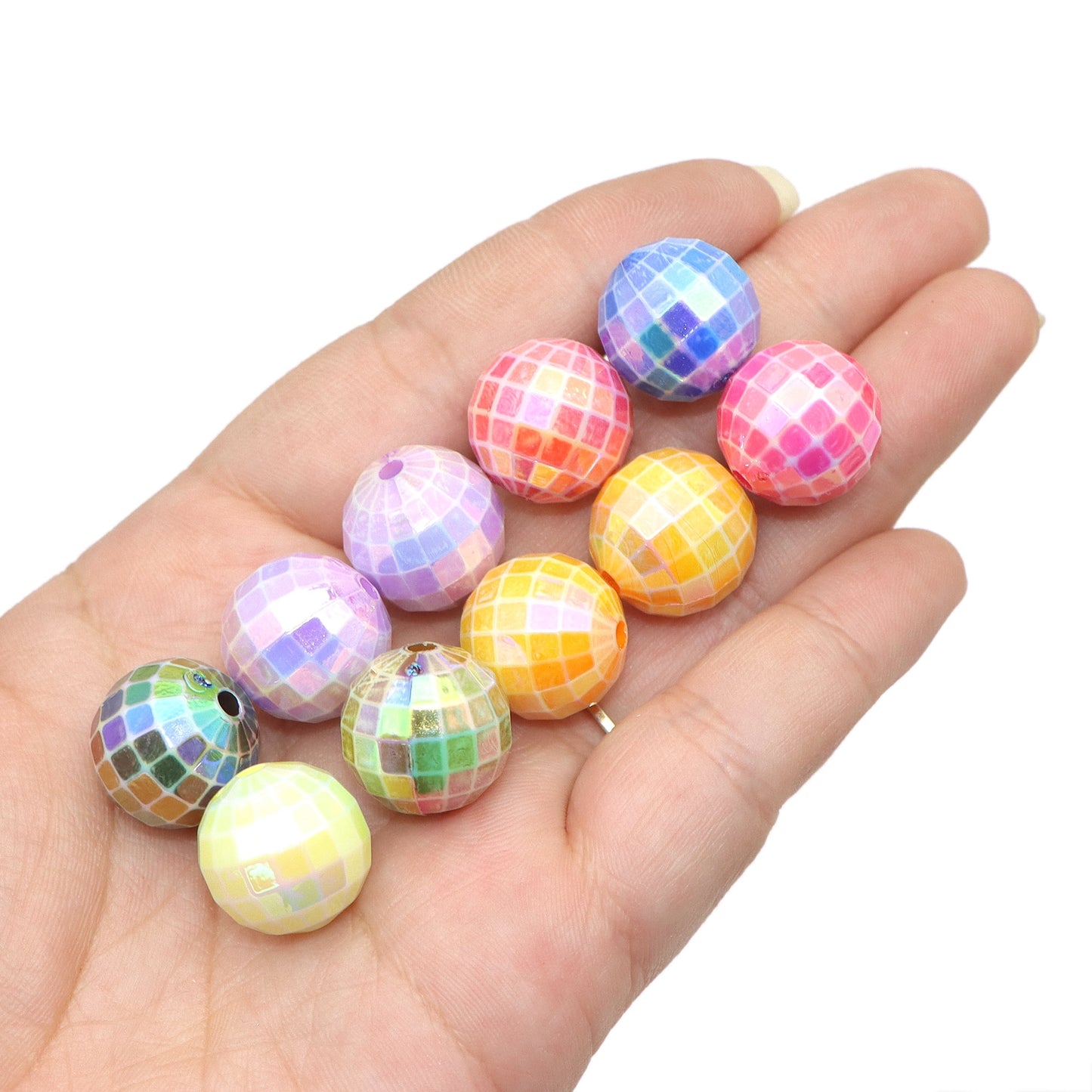 10Pcs Iridescent Bounce Ball Acrylic Beads 16mm Mixed Colors Geometry Acrylic Spacer Beads Charms with Hole Ideal for DIY Jewelry Making DIY Bracelet Necklace Chain Earrings Charm Pen Bangle Decors Festive Craft Supplies